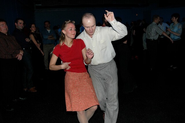 min 2004 10 09 Swing Fous 152